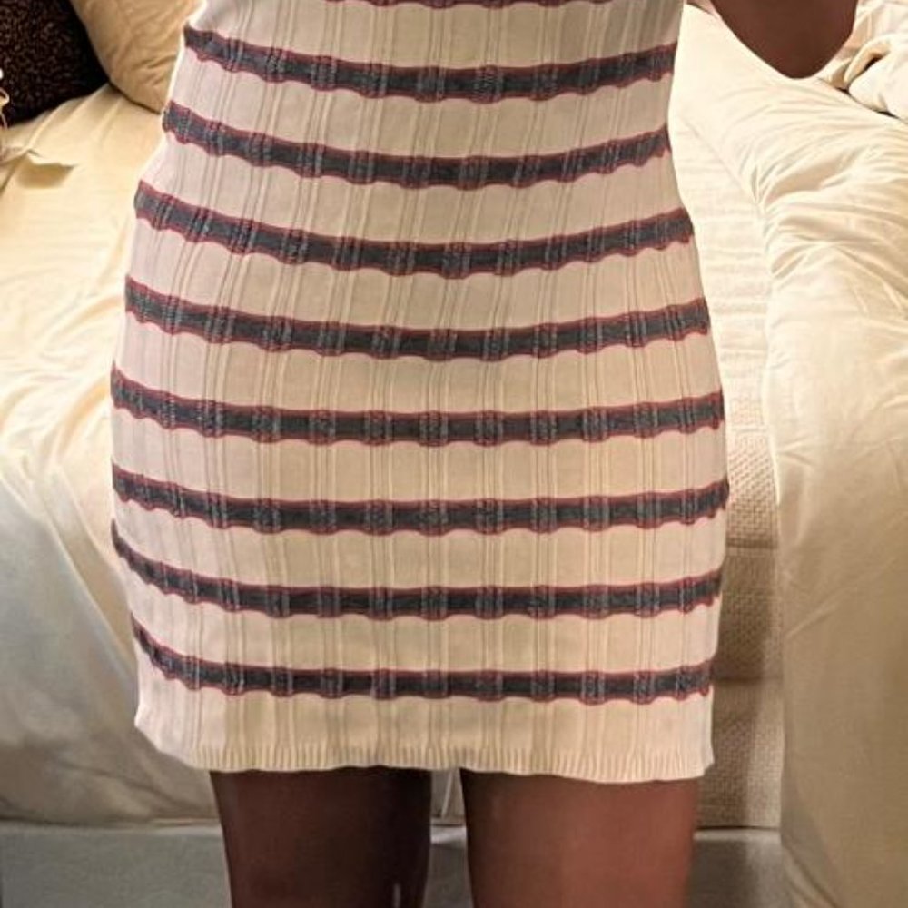 Striped, Cream Mini - Picture 2 of 2